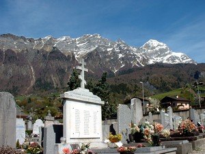Photographie des archives de l’église d’Ugine